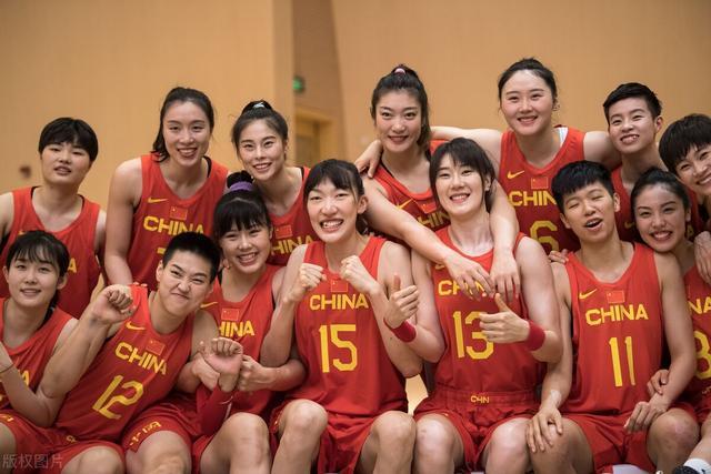 排球夜战：中原飞鹰队绝杀塞北犀牛队，速度优势明显赛场纪律更严谨(新婚夜战王逼我以死谢罪免费阅读)-开元官方登录