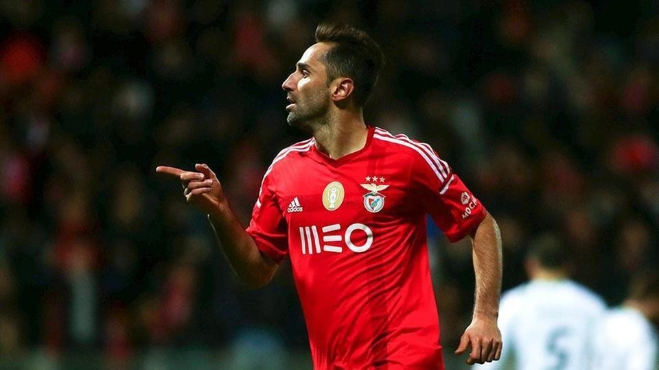 包含阿贾克斯训练开放日，清晨扳平良机引欢呼，葡超在即，赛程密集仍需轮换的词条-开元全站入口