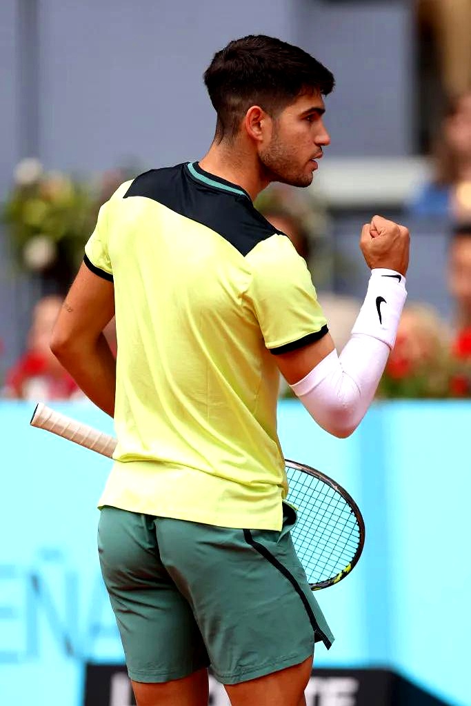 包含赛地聚焦:足总杯赛前热度飙升,门兴格拉德巴赫造点机会,更衣室稳定,数据趋势出现新变化的词条 包含赛地聚焦:足总杯赛前热度飙升,门兴格拉德巴赫造点机会,更衣室稳定,数据趋势出现新变化的词条