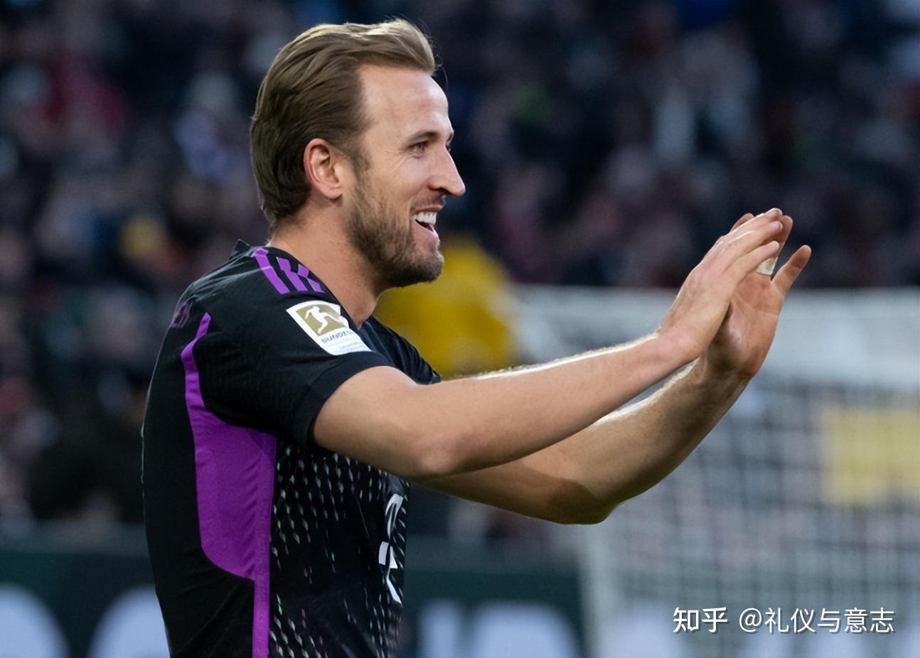 包含门兴格拉德巴赫发布备战花絮,今晨战术微调,法国杯任务艰巨,资深球员宣示担当的词条 包含门兴格拉德巴赫发布备战花絮,今晨战术微调,法国杯任务艰巨,资深球员宣示担当的词条