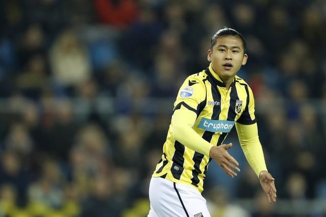 包含清晨阿贾克斯复出首秀：亚冠节点到来，管理层满意，年轻球员得到机会的词条